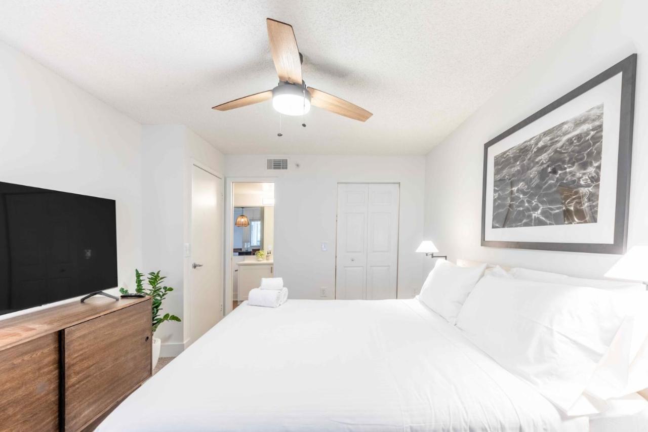 Luxurious Apartments With Pool And Gym At Boynton Beach Exterior foto